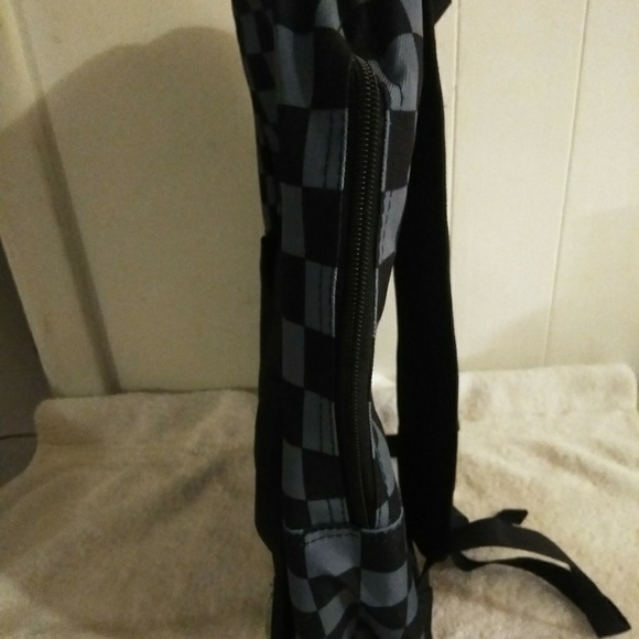 SCHOOL/ OFFICE ESSENTIALS BACKPACK - Picture 4 of 7